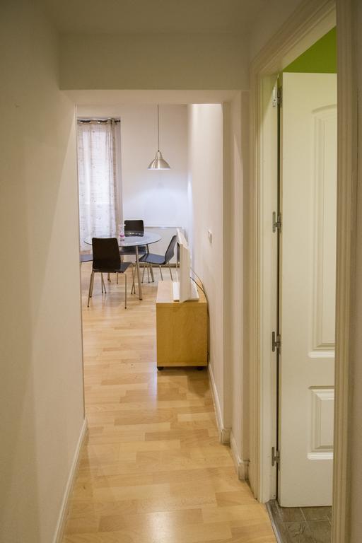 Foster Apartamentos Sol Madrid Bilik gambar